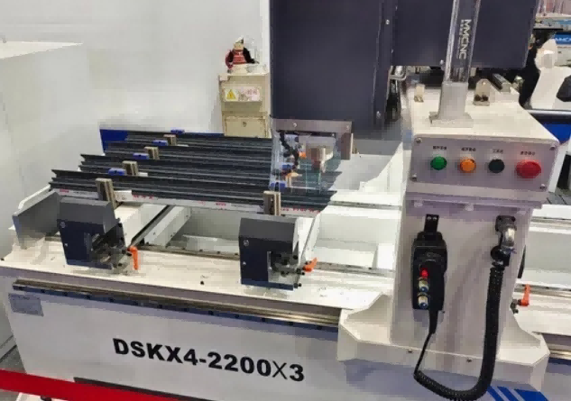 Paano Mababago ng High-Precision Heavy-Duty 4-Head CNC Aluminum Curtain Wall Drilling Machine ang Iyong Production Efficiency