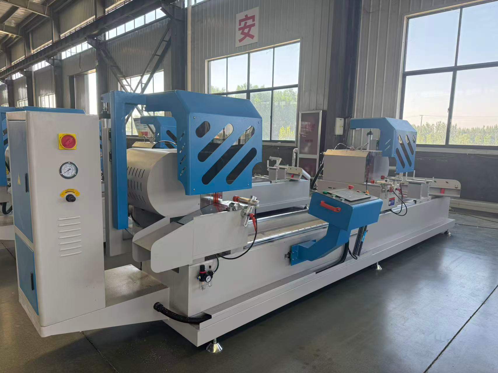 450mm CNC Double Head Internal Swing Precision Cutting Saw (45°/90°)