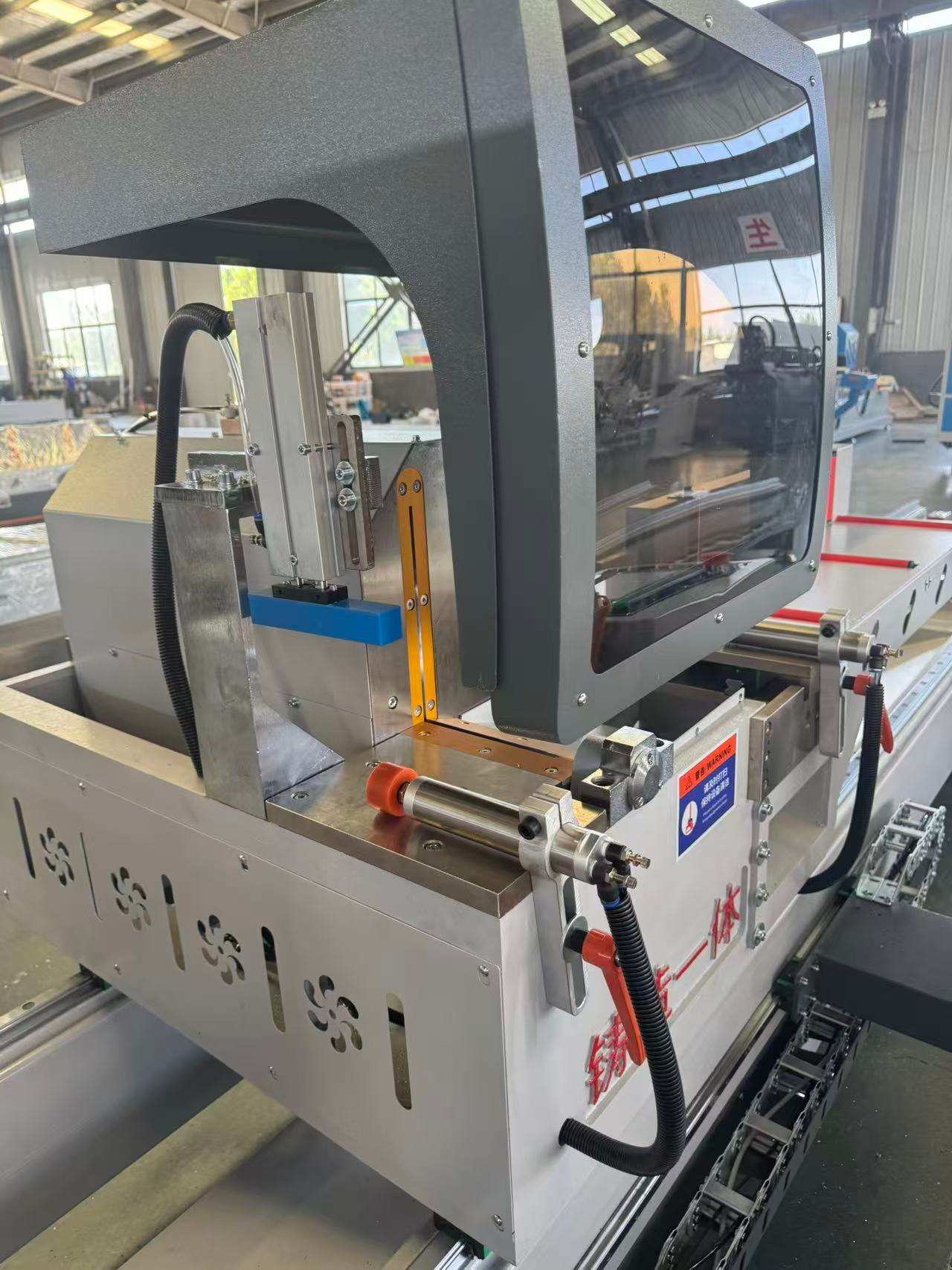 550 CNC Internal Articulating Precision Saw (45°/90°)