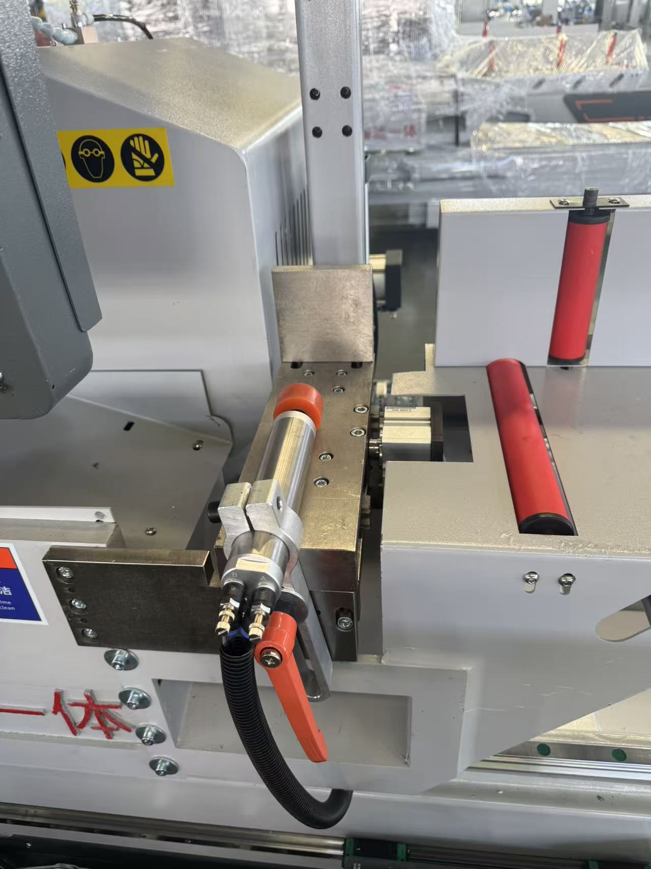 550 CNC Internal Swivel Cut-Off Saw (45° & 90°)