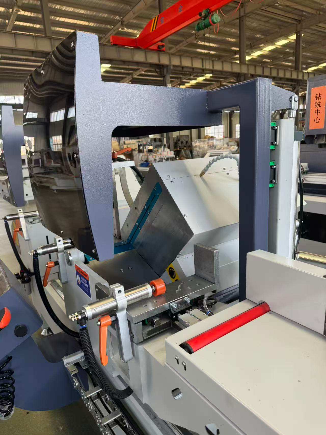 550 CNC Outward Swing High-Volume Production Mitre Saw, 45°/90°
