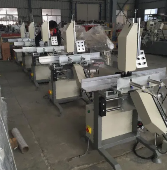 Awtomatikong Single-Head PVC Water Slot Milling Machine para sa UPVC Windows